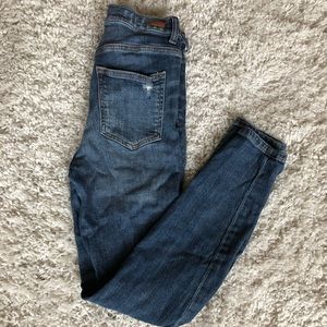 Fashion nova - Medium Dark Style